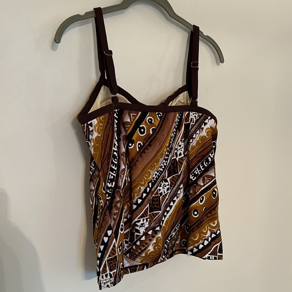 NWOT It Figures! Brown Skortini Set - Picture 3 of 10